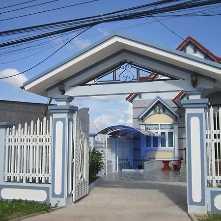 Hong Chau Guesthouse دونغ دونغ المظهر الخارجي الصورة