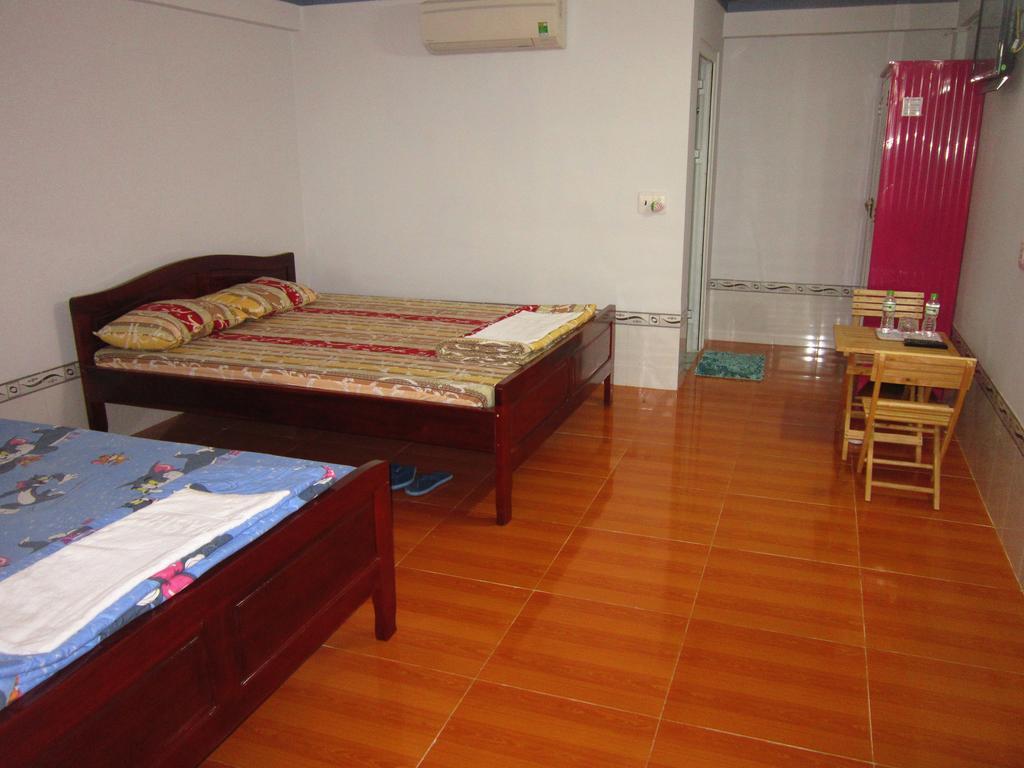 Hong Chau Guesthouse دونغ دونغ المظهر الخارجي الصورة