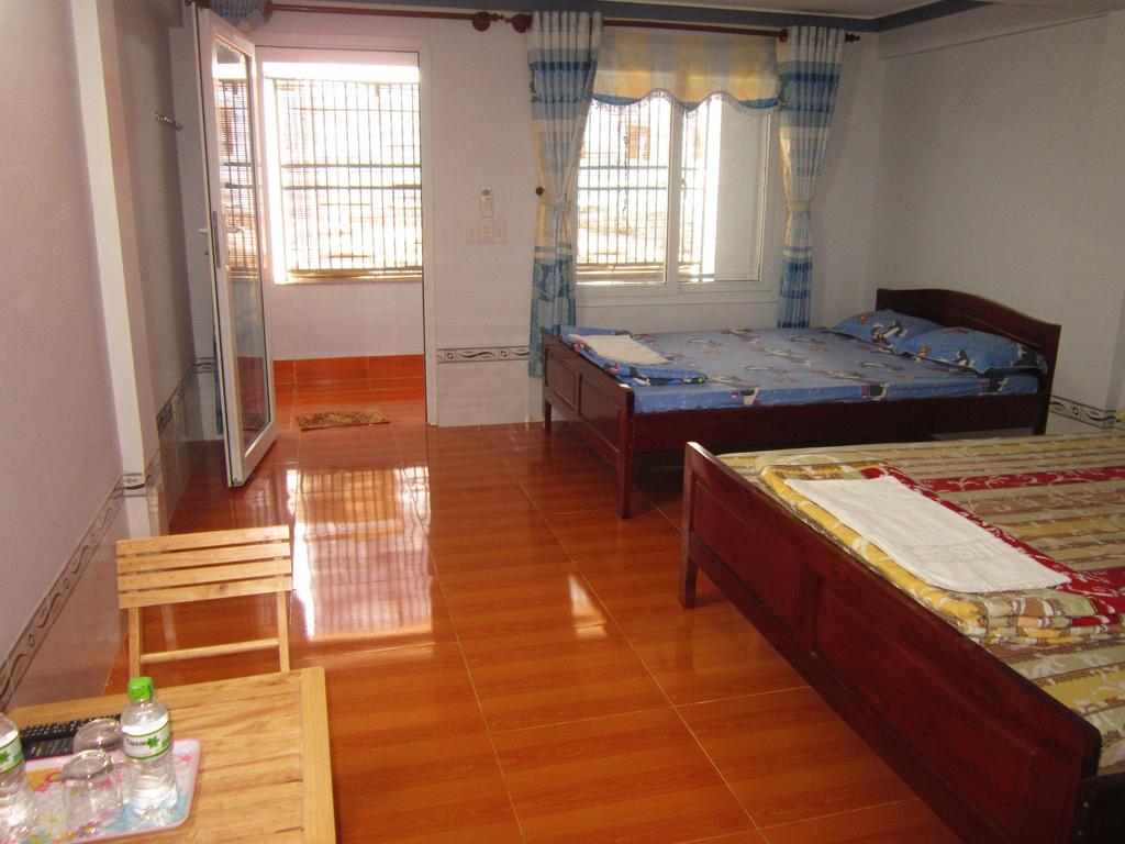 Hong Chau Guesthouse دونغ دونغ المظهر الخارجي الصورة